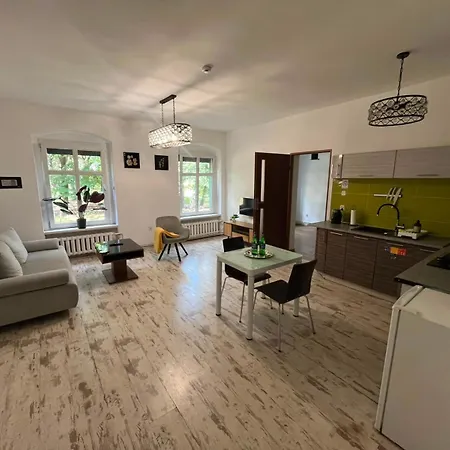 アパート Apartament Van *