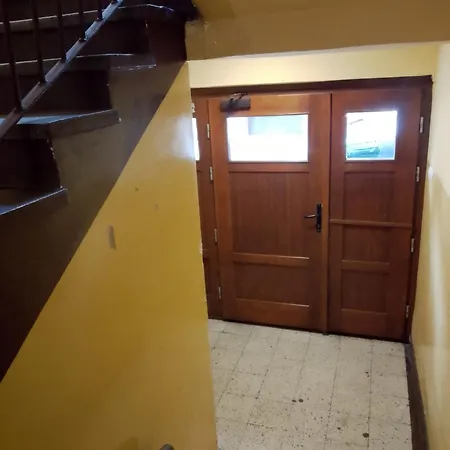 アパート Apartament Van